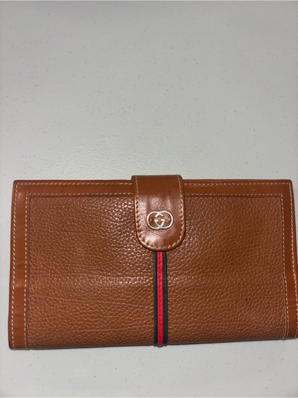 Gucci wallet, vintage and fabulous!!